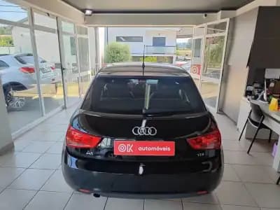 Sell Audi A1 2011 - 8650 EUR, 215600 km - AUTO.MOTO.pt