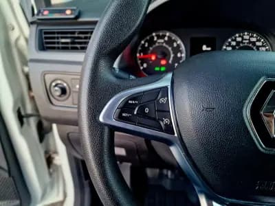 Vendo Renault Express 2021 - 13990 EUR, 121868 km - AUTO.MOTO.pt