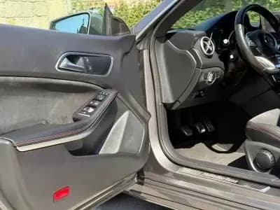 Vendo Mercedes-Benz CLA 200 2015 - 18999 EUR, 248500 km - AUTO.MOTO.pt