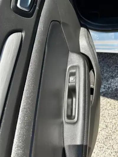 Vendo Renault Mégane 2019 - 14250 EUR, 135000 km - AUTO.MOTO.pt