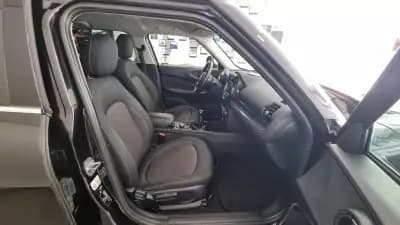 Vendo MINI Clubman 2018 - 12750 EUR, 286464 km - AUTO.MOTO.pt