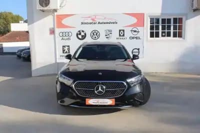 Vendo Mercedes-Benz E 220 2024 - 55980 EUR, 29555 km - AUTO.MOTO.pt