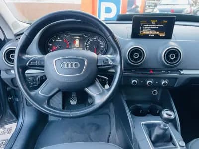 Vendo Audi A3 Sportback 2016 - 13950 EUR, 205548 km - AUTO.MOTO.pt