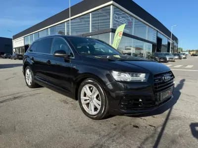 Vendo Audi Q7 2015 - 32900 EUR, 220901 km - AUTO.MOTO.pt