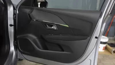 Vendo Peugeot 208 2024 - 16450 EUR, 29000 km - AUTO.MOTO.pt