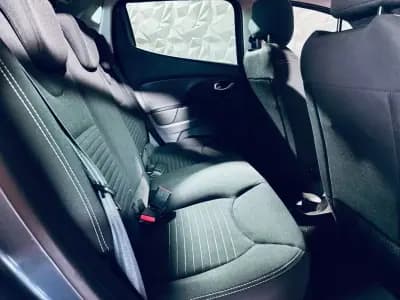 Vendo Renault Clio 2017 - 13990 EUR, 104061 km - AUTO.MOTO.pt