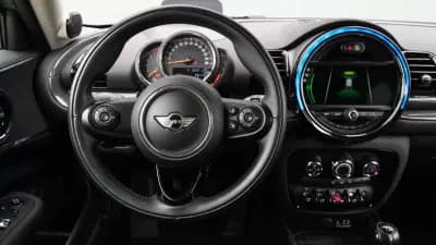 Vendo MINI Clubman 2018 - 24999 EUR, 131000 km - AUTO.MOTO.pt