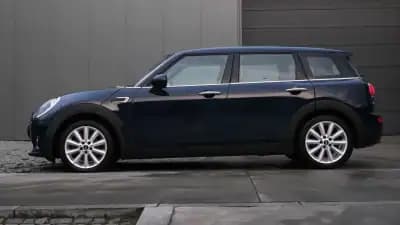 Sell MINI Clubman 2019 - 14800 EUR, 267000 km - AUTO.MOTO.pt