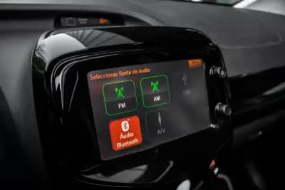 Vendo Peugeot 108 2018 - 9450 EUR, 70258 km - AUTO.MOTO.pt