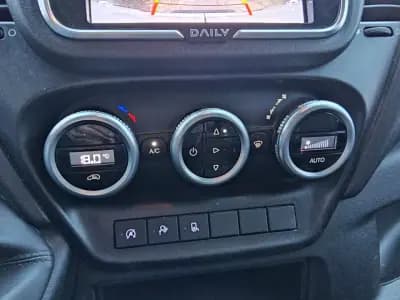 Sell Iveco Daily 2023 - 24999 EUR, 110000 km - AUTO.MOTO.pt