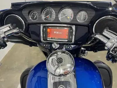 Sell Harley-Davidson FLHTC 2014 - 24900 EUR, 39000 km - AUTO.MOTO.pt