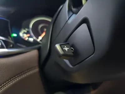 Vendo BMW 740 2017 - 35900 EUR, 125000 km - AUTO.MOTO.pt