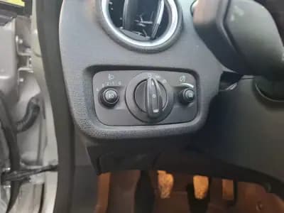 Sell Ford Fiesta 2016 - 9990 EUR, 87600 km - AUTO.MOTO.pt