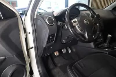 Sell Nissan Qashqai 2013 - 12500 EUR, 167922 km - AUTO.MOTO.pt