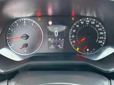 Sell Renault Clio 2020 - 13900 EUR, 42000 km - AUTO.MOTO.pt