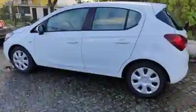 Vendo Opel Corsa 2016 - 9000 EUR, 130000 km - AUTO.MOTO.pt