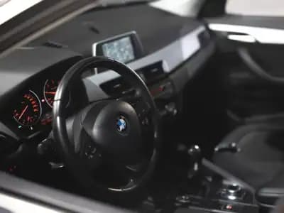 Vendo BMW X1 2017 - 17990 EUR, 103000 km - AUTO.MOTO.pt
