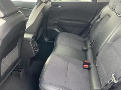 Vendo Renault Captur 2022 - 17300 EUR, 93000 km - AUTO.MOTO.pt