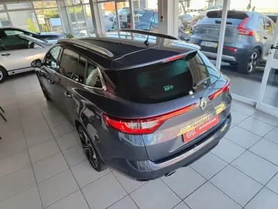 Sell Renault Mégane Sport Tourer 2019 - 13750 EUR, 155000 km - AUTO.MOTO.pt