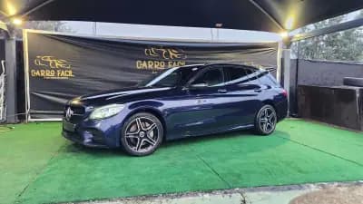 Vendo Mercedes-Benz C 300e 2021 - 21500 EUR, 165000 km - AUTO.MOTO.pt