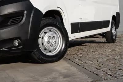 Sell Peugeot Boxer 2019 - 19999 EUR, 172000 km - AUTO.MOTO.pt