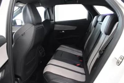 Vendo Peugeot 3008 2021 - 22990 EUR, 110993 km - AUTO.MOTO.pt