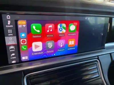 Sell Porsche Panamera 2018 - 60500 EUR, 104962 km - AUTO.MOTO.pt