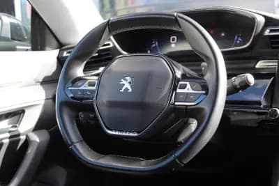 Vendo Peugeot 508 SW 2022 - 18900 EUR, 139357 km - AUTO.MOTO.pt