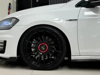 Vendo Volkswagen Golf 2013 - 19890 EUR, 186000 km - AUTO.MOTO.pt