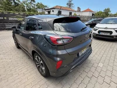 Sell Ford Puma 2023 - 21500 EUR, 38200 km - AUTO.MOTO.pt