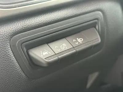 Vendo Renault Captur 2020 - 17500 EUR, 30000 km - AUTO.MOTO.pt