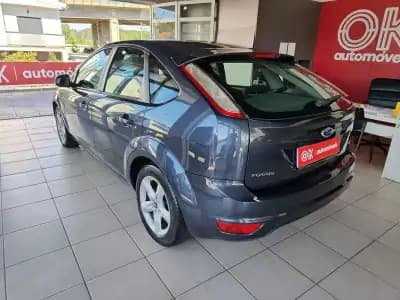 Vendo Ford Focus 2011 - 6750 EUR, 180000 km - AUTO.MOTO.pt