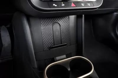 Sell MINI 2024 - 33500 EUR, 8997 km - AUTO.MOTO.pt