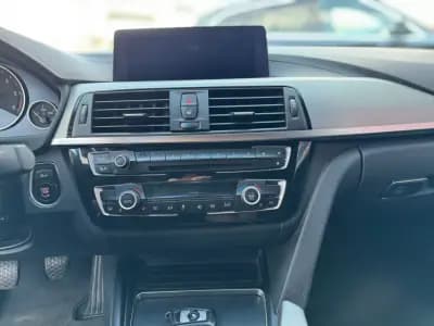 Vendo BMW 418 Gran Coupé 2018 - 19750 EUR, 218060 km - AUTO.MOTO.pt