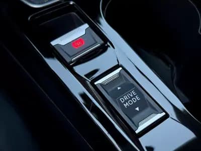 Sell Peugeot 208 2020 - 14250 EUR, 44000 km - AUTO.MOTO.pt