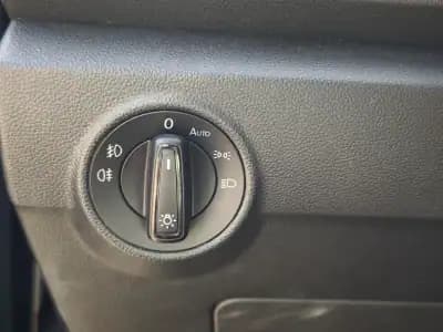 Vendo Volkswagen T-Roc 2018 - 16590 EUR, 116954 km - AUTO.MOTO.pt