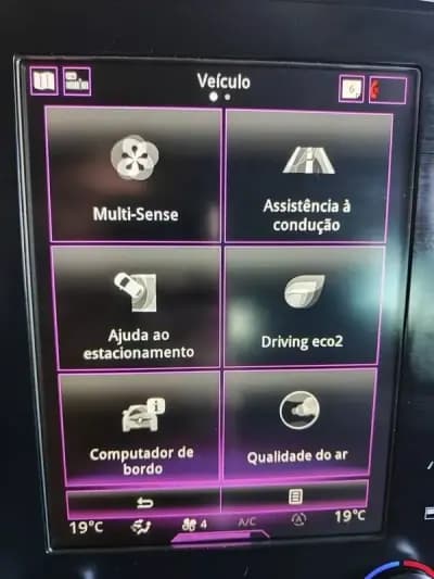 Sell Renault Mégane Sport Tourer 2019 - 13750 EUR, 155000 km - AUTO.MOTO.pt