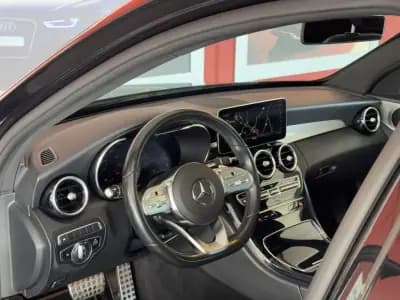Vendo Mercedes-Benz C 300 2019 - 34990 EUR, 79215 km - AUTO.MOTO.pt