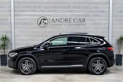 Vendo Mercedes-Benz GLA 250 2022 - 34950 EUR, 58115 km - AUTO.MOTO.pt