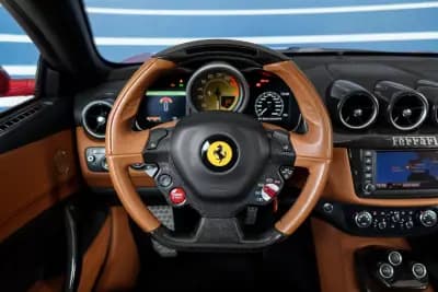 Sell Ferrari FF 2013 - 245000 EUR, 33494 km - AUTO.MOTO.pt