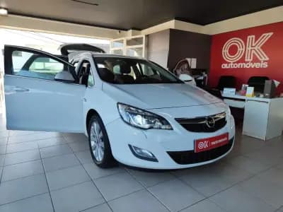 Vendo Opel Astra Sports Tourer 2011 - 6750 EUR, 226000 km - AUTO.MOTO.pt
