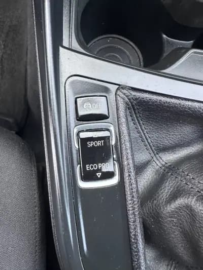 Vendo BMW 118 2013 - 13900 EUR, 160000 km - AUTO.MOTO.pt