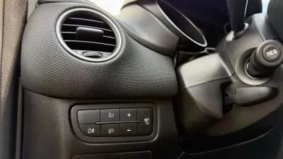 Vendo Fiat Punto 2015 - 9500 EUR, 170000 km - AUTO.MOTO.pt