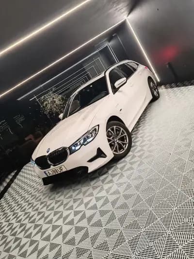 Vendo BMW 320 2021 - 28750 EUR, 142982 km - AUTO.MOTO.pt