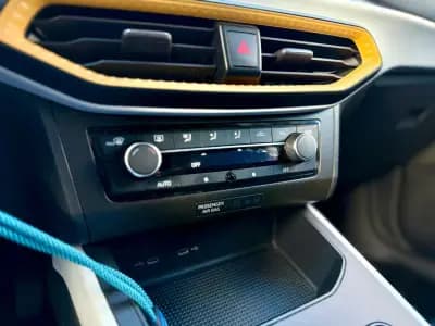 Sell SEAT Arona 2023 - 16950 EUR, 44000 km - AUTO.MOTO.pt