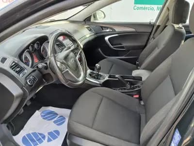 Sell Opel Insignia Sports Tourer 2011 - 7150 EUR, 176528 km - AUTO.MOTO.pt