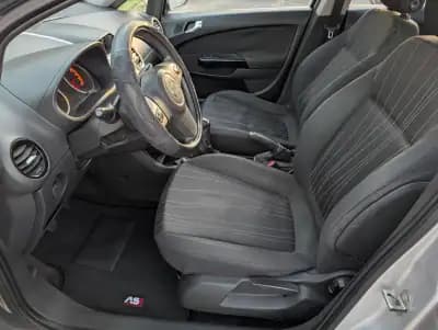 Vendo Opel Corsa 2007 - 2350 EUR, 213920 km - AUTO.MOTO.pt