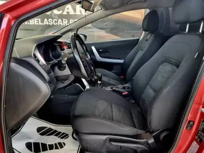 Vendo Kia Ceed 2017 - 10500 EUR, 106000 km - AUTO.MOTO.pt