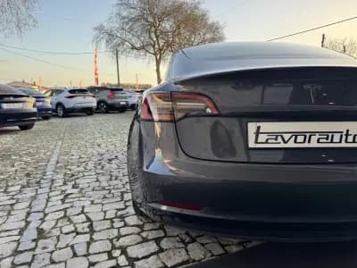 Vendo Tesla Model 3 2022 - 27500 EUR, 96000 km - AUTO.MOTO.pt