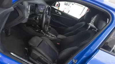 Vendo BMW 116 2021 - 21900 EUR, 104000 km - AUTO.MOTO.pt